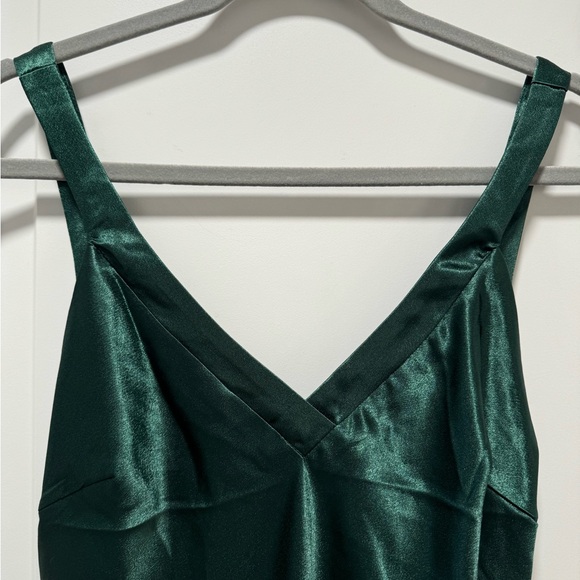 Lulus Perfectly Classy NWOT size Medium Emerald Green Satin Strappy Maxi Dress - Picture 4 of 14
